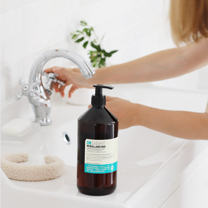 Insight Rebalancing Shampoo
