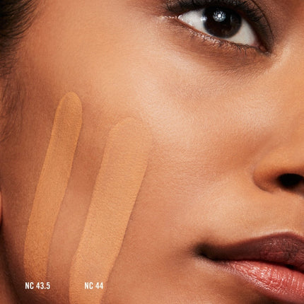 MAC Cosmetics Studio Fix Fluid SPF 15 NC43.5 Foundation - 30ml