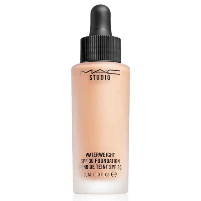 MAC Cosmetics Studio Waterweight Foundation SPF30 -  NW18