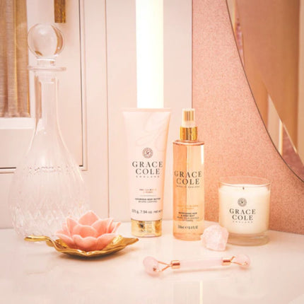 Grace Cole Vanilla Blush & Peony Candle - 200gr