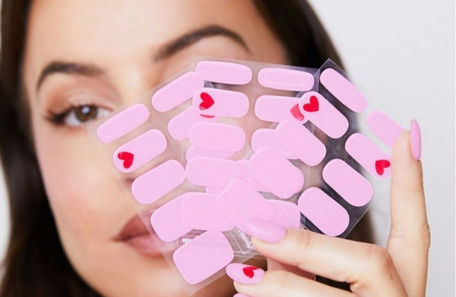 Maniac Suki Love by Lizzy van der Ligt Polish Sticker - 28pcs