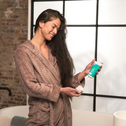 Neofollics Scalp Therapy Nourishing Scalp Mask - 175ml