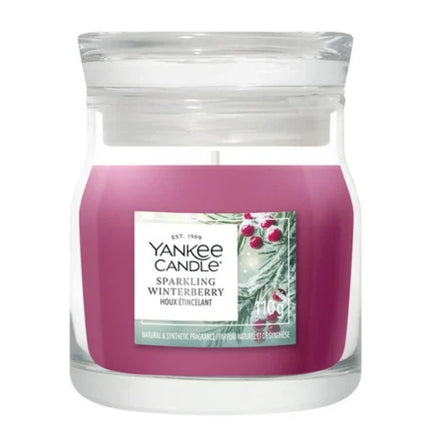 Yankee Candle Sparkling Winterberry Small Jar - 110gr